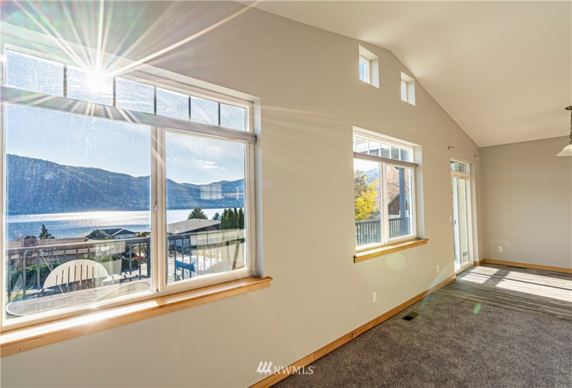 744 Wapato Way, Manson, Washington 98831, ,Residential Income,For Sale,Manson Bloc,Wapato Way,NWM1864822