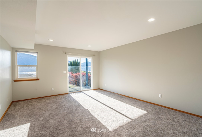 744 Wapato Way, Manson, Washington 98831, ,Residential Income,For Sale,Manson Bloc,Wapato Way,NWM1864822