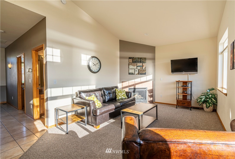 744 Wapato Way, Manson, Washington 98831, ,Residential Income,For Sale,Manson Bloc,Wapato Way,NWM1864822