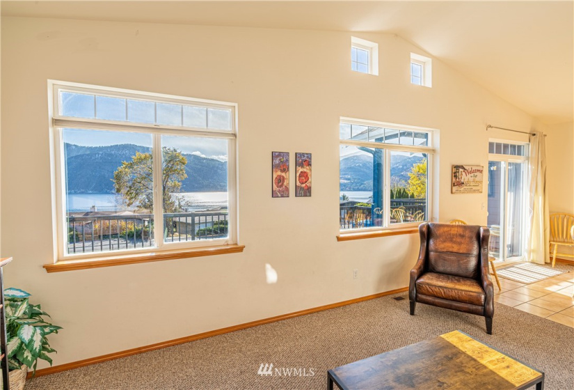 744 Wapato Way, Manson, Washington 98831, ,Residential Income,For Sale,Manson Bloc,Wapato Way,NWM1864822