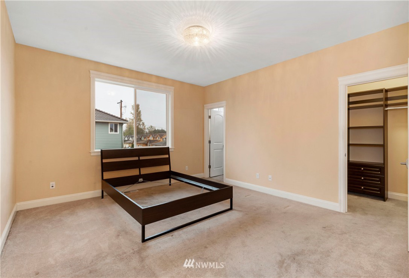 26922 117th, Kent, Washington 98030, 6 Bedrooms Bedrooms, ,5 BathroomsBathrooms,Residential,For Sale,Millenium Ridge,117th,NWM1865565