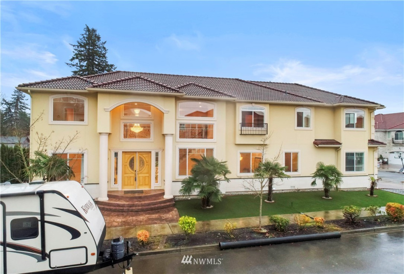 26922 117th, Kent, Washington 98030, 6 Bedrooms Bedrooms, ,5 BathroomsBathrooms,Residential,For Sale,Millenium Ridge,117th,NWM1865565
