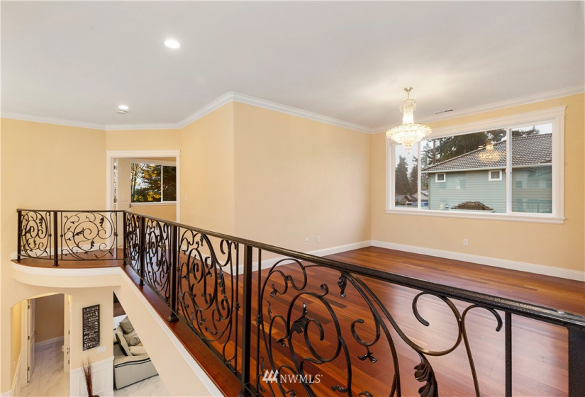 26922 117th, Kent, Washington 98030, 6 Bedrooms Bedrooms, ,5 BathroomsBathrooms,Residential,For Sale,Millenium Ridge,117th,NWM1865565