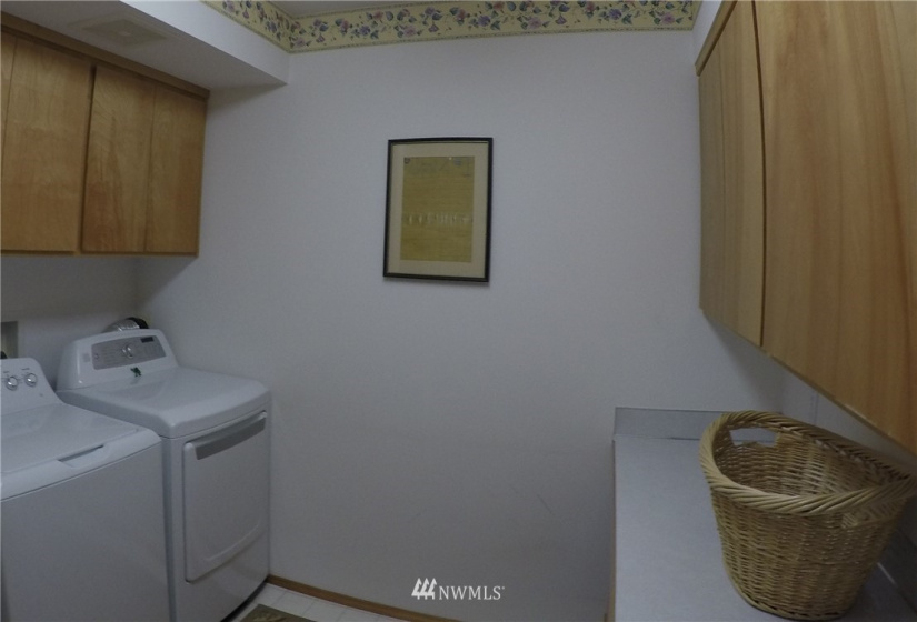 1815 4th Street, Port Angeles, Washington 98362, 3 Bedrooms Bedrooms, ,1 BathroomBathrooms,Residential,For Sale,4th Street,NWM1862598