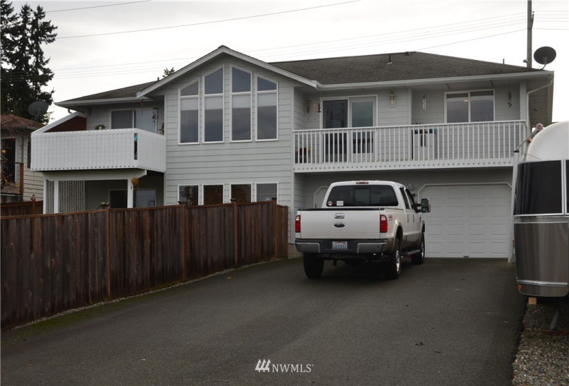 1815 4th Street, Port Angeles, Washington 98362, 3 Bedrooms Bedrooms, ,1 BathroomBathrooms,Residential,For Sale,4th Street,NWM1862598