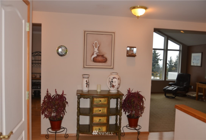 1815 4th Street, Port Angeles, Washington 98362, 3 Bedrooms Bedrooms, ,1 BathroomBathrooms,Residential,For Sale,4th Street,NWM1862598