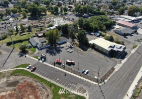 467 Carey, College Place, Washington 99324, 3 Bedrooms Bedrooms, ,2 BathroomsBathrooms,Residential,For Sale,Blalock Orchards,Carey,NWM1852227