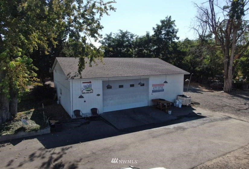 467 Carey, College Place, Washington 99324, 3 Bedrooms Bedrooms, ,2 BathroomsBathrooms,Residential,For Sale,Blalock Orchards,Carey,NWM1852227
