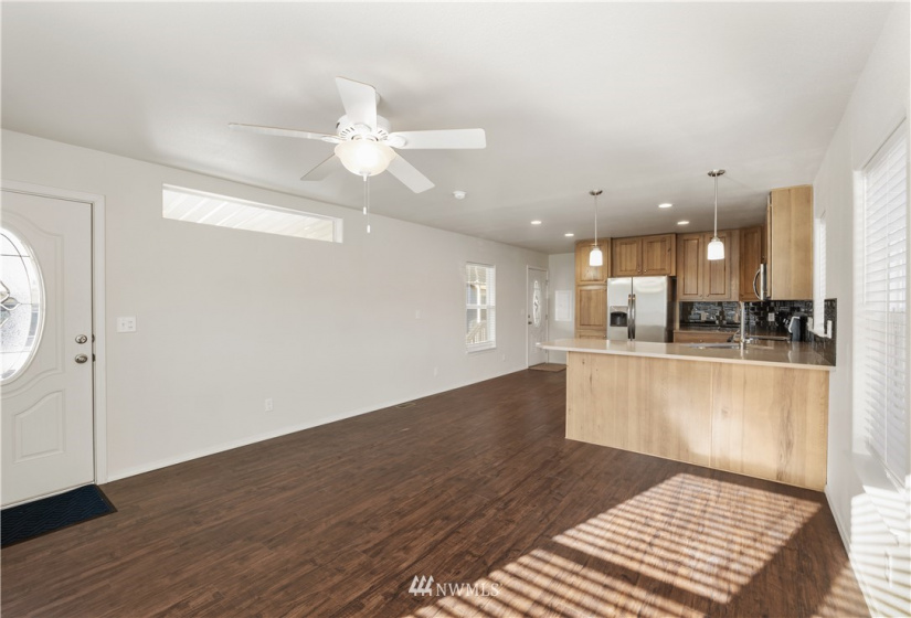3254 182nd, SeaTac, Washington 98188, 1 Bedroom Bedrooms, ,Manufactured In Park,For Sale,182nd,NWM1863310