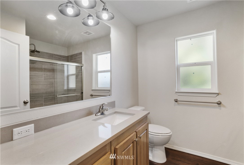 3254 182nd, SeaTac, Washington 98188, 1 Bedroom Bedrooms, ,Manufactured In Park,For Sale,182nd,NWM1863310