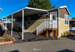 3254 182nd, SeaTac, Washington 98188, 1 Bedroom Bedrooms, ,Manufactured In Park,For Sale,182nd,NWM1863310