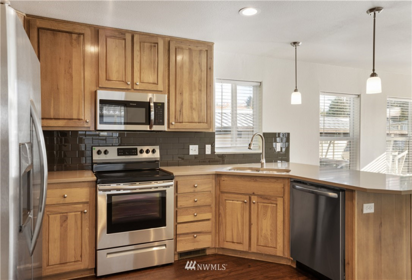 3254 182nd, SeaTac, Washington 98188, 1 Bedroom Bedrooms, ,Manufactured In Park,For Sale,182nd,NWM1863310