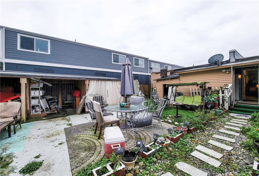 39554 Park, Snoqualmie, Washington 98065, ,Residential Income,For Sale,Park,NWM1863425