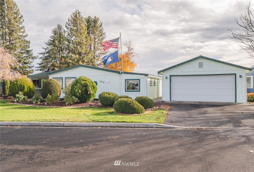 340 5th, Ephrata, Washington 98823, 3 Bedrooms Bedrooms, ,2 BathroomsBathrooms,Residential,For Sale,Jerdons 1st Add,5th,NWM1857590
