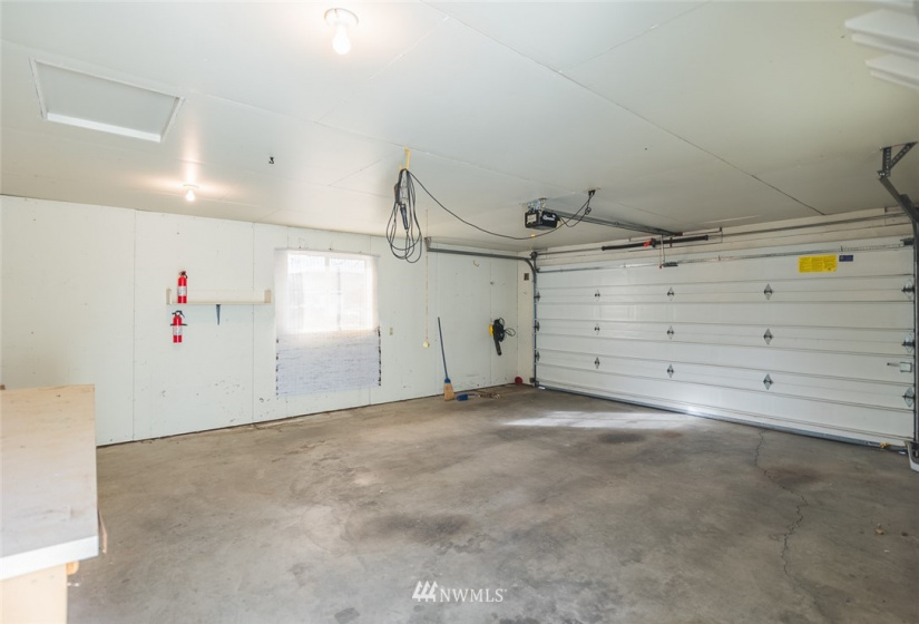 340 5th, Ephrata, Washington 98823, 3 Bedrooms Bedrooms, ,2 BathroomsBathrooms,Residential,For Sale,Jerdons 1st Add,5th,NWM1857590