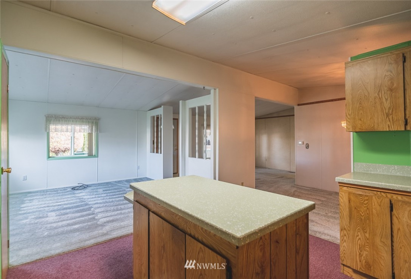 340 5th, Ephrata, Washington 98823, 3 Bedrooms Bedrooms, ,2 BathroomsBathrooms,Residential,For Sale,Jerdons 1st Add,5th,NWM1857590