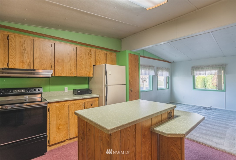 340 5th, Ephrata, Washington 98823, 3 Bedrooms Bedrooms, ,2 BathroomsBathrooms,Residential,For Sale,Jerdons 1st Add,5th,NWM1857590