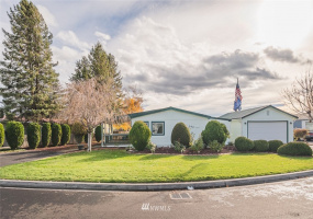 340 5th, Ephrata, Washington 98823, 3 Bedrooms Bedrooms, ,2 BathroomsBathrooms,Residential,For Sale,Jerdons 1st Add,5th,NWM1857590