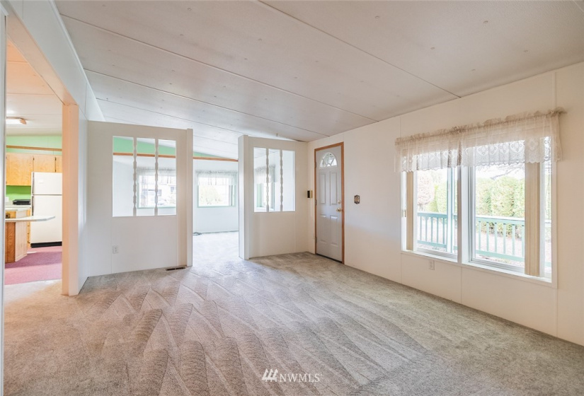 340 5th, Ephrata, Washington 98823, 3 Bedrooms Bedrooms, ,2 BathroomsBathrooms,Residential,For Sale,Jerdons 1st Add,5th,NWM1857590