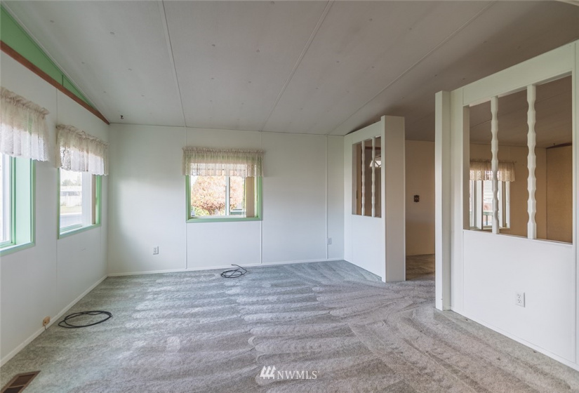 340 5th, Ephrata, Washington 98823, 3 Bedrooms Bedrooms, ,2 BathroomsBathrooms,Residential,For Sale,Jerdons 1st Add,5th,NWM1857590