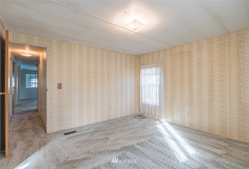 340 5th, Ephrata, Washington 98823, 3 Bedrooms Bedrooms, ,2 BathroomsBathrooms,Residential,For Sale,Jerdons 1st Add,5th,NWM1857590