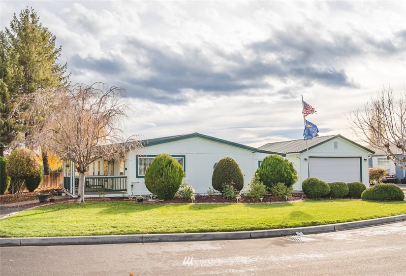 340 5th, Ephrata, Washington 98823, 3 Bedrooms Bedrooms, ,2 BathroomsBathrooms,Residential,For Sale,Jerdons 1st Add,5th,NWM1857590
