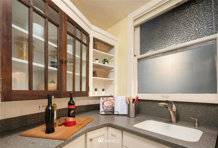 606 Thomas, Seattle, Washington 98102, 1 Bedroom Bedrooms, ,1 BathroomBathrooms,Residential,For Sale,San Remo,Thomas,NWM1863612