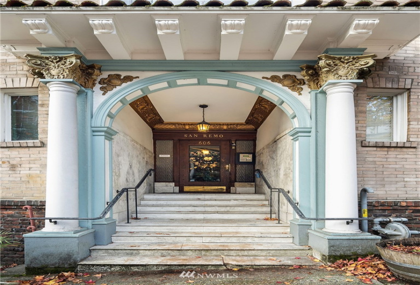 606 Thomas, Seattle, Washington 98102, 1 Bedroom Bedrooms, ,1 BathroomBathrooms,Residential,For Sale,San Remo,Thomas,NWM1863612