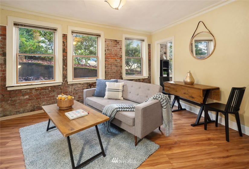 606 Thomas, Seattle, Washington 98102, 1 Bedroom Bedrooms, ,1 BathroomBathrooms,Residential,For Sale,San Remo,Thomas,NWM1863612