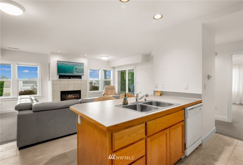 1125 28th, Tacoma, Washington 98403, 5 Bedrooms Bedrooms, ,4 BathroomsBathrooms,Residential,For Sale,28th,NWM1865704