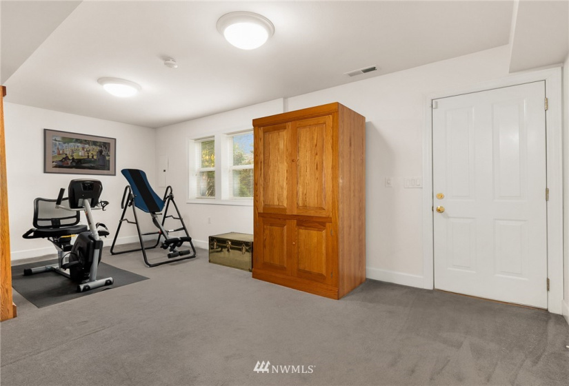 1125 28th, Tacoma, Washington 98403, 5 Bedrooms Bedrooms, ,4 BathroomsBathrooms,Residential,For Sale,28th,NWM1865704