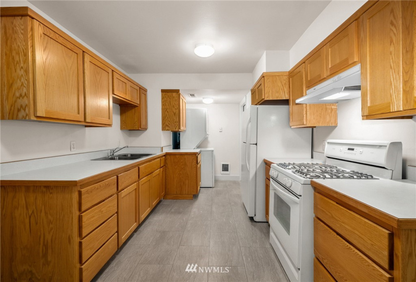 1125 28th, Tacoma, Washington 98403, 5 Bedrooms Bedrooms, ,4 BathroomsBathrooms,Residential,For Sale,28th,NWM1865704