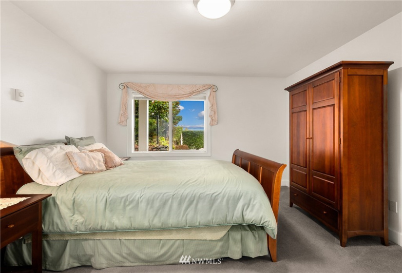 1125 28th, Tacoma, Washington 98403, 5 Bedrooms Bedrooms, ,4 BathroomsBathrooms,Residential,For Sale,28th,NWM1865704