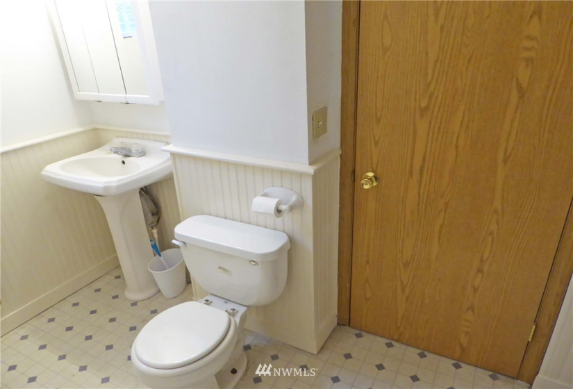 133 Front, Elmer City, Washington 99124, 3 Bedrooms Bedrooms, ,2 BathroomsBathrooms,Residential,For Sale,Coulee Dam Irrigated Tracts,Front,NWM1864225