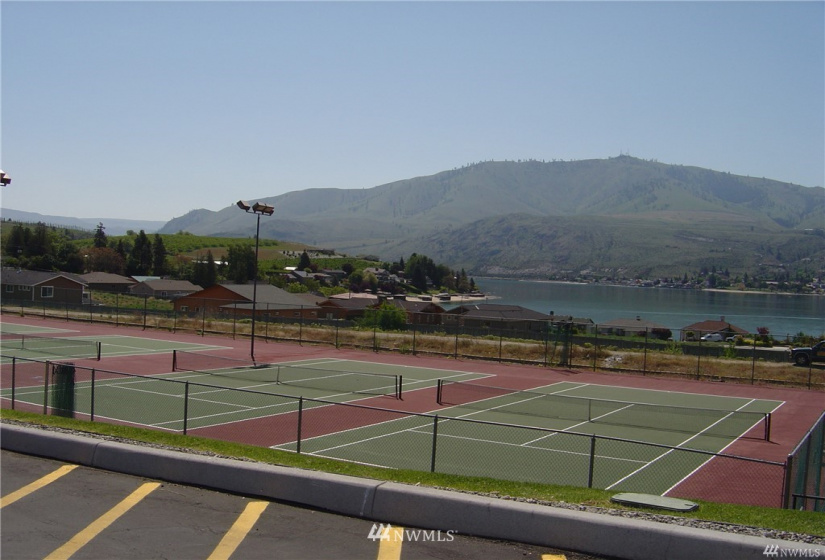 100 Lake Chelan Shores, Chelan, Washington 98816, 2 Bedrooms Bedrooms, ,2 BathroomsBathrooms,Residential,For Sale,Lake Chelan Shores,Lake Chelan Shores,NWM1865148