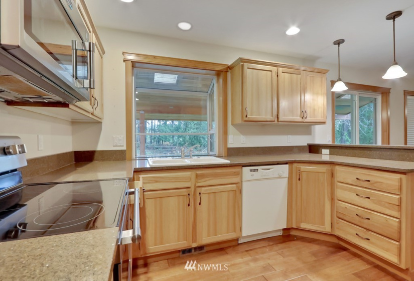 1900 Maple Valley, Olympia, Washington 98512, 3 Bedrooms Bedrooms, ,2 BathroomsBathrooms,Residential,For Sale,Maple Valley,NWM1866055