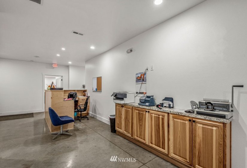 3829 Pleasant Hill, Kelso, Washington 98626, ,Commercial Sale,For Sale,Pleasant Hill,NWM1866165
