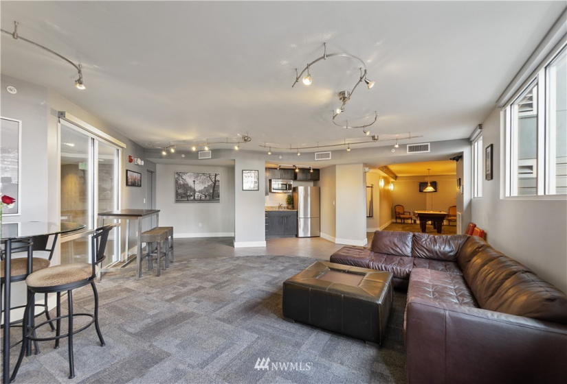 699 John, Seattle, Washington 98109, 1 Bedroom Bedrooms, ,1 BathroomBathrooms,Residential,For Sale,Marselle,John,NWM1866064