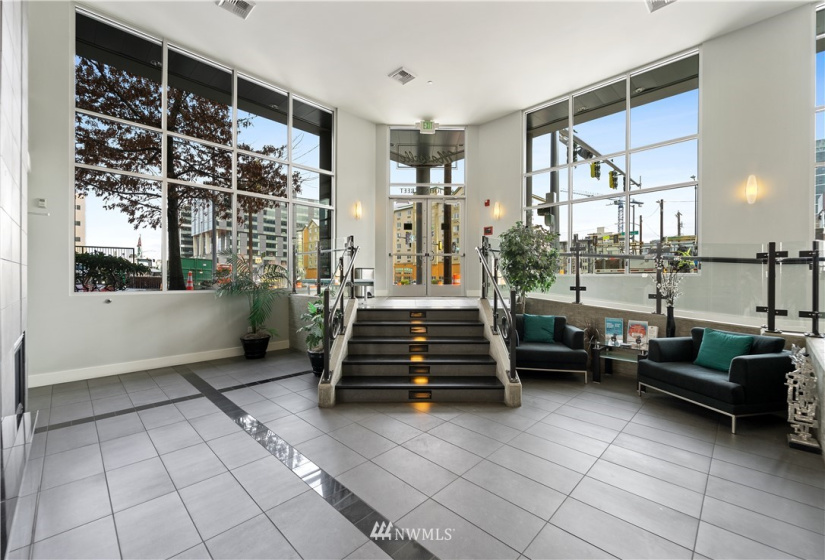 699 John, Seattle, Washington 98109, 1 Bedroom Bedrooms, ,1 BathroomBathrooms,Residential,For Sale,Marselle,John,NWM1866064