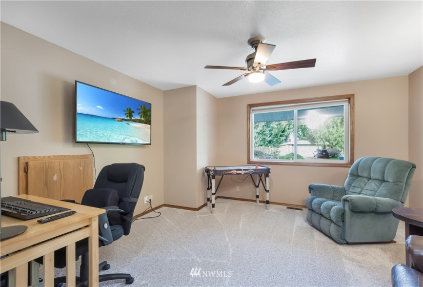 18306 26th, Lake Tapps, Washington 98391, 3 Bedrooms Bedrooms, ,3 BathroomsBathrooms,Residential,For Sale,Driftwood Point,26th,NWM1866563