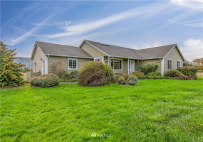 91 Welcome Slough, Cathlamet, Washington 98612, 3 Bedrooms Bedrooms, ,2 BathroomsBathrooms,Residential,For Sale,Welcome Slough,NWM1866523