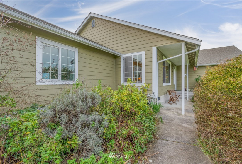 91 Welcome Slough, Cathlamet, Washington 98612, 3 Bedrooms Bedrooms, ,2 BathroomsBathrooms,Residential,For Sale,Welcome Slough,NWM1866523