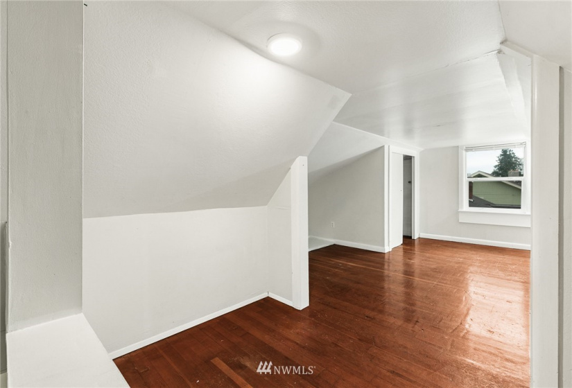 12732 27th, Seattle, Washington 98125, ,Residential Income,For Sale,Kenwood Div 02,27th,NWM1866419