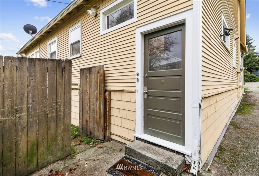 12732 27th, Seattle, Washington 98125, ,Residential Income,For Sale,Kenwood Div 02,27th,NWM1866419