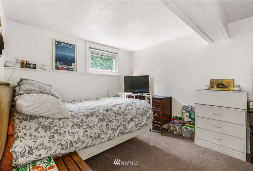 12732 27th, Seattle, Washington 98125, ,Residential Income,For Sale,Kenwood Div 02,27th,NWM1866419