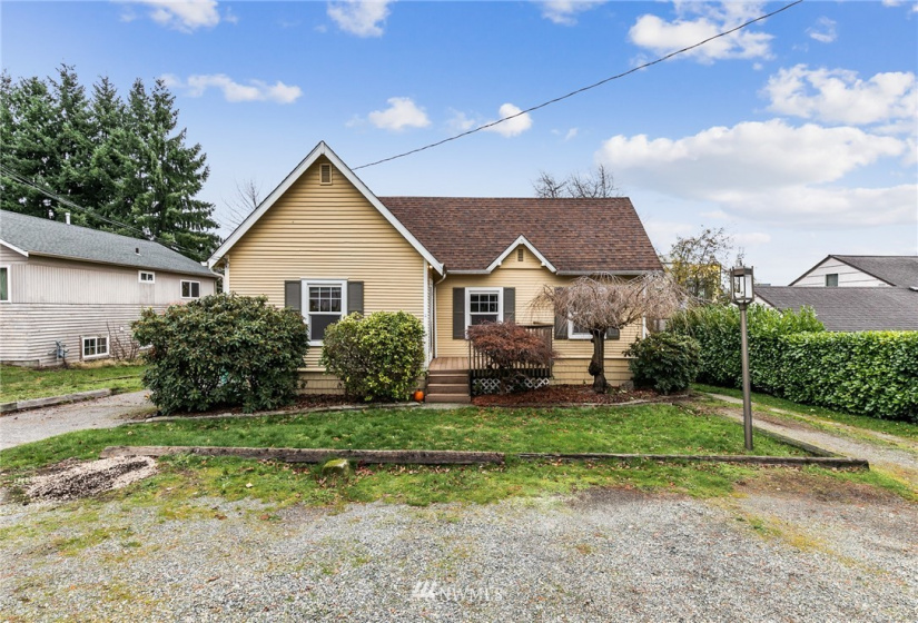 12732 27th, Seattle, Washington 98125, ,Residential Income,For Sale,Kenwood Div 02,27th,NWM1866419