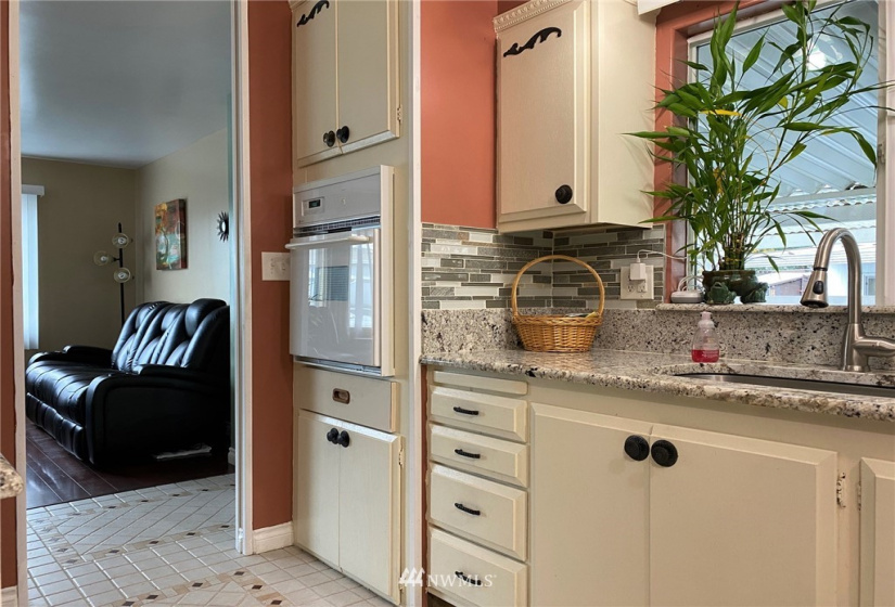 2101 324th, Federal Way, Washington 98003, 3 Bedrooms Bedrooms, ,1 BathroomBathrooms,Manufactured In Park,For Sale,324th,NWM1866680