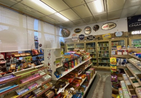 6732 Beverly Blvd, Everett, Washington 98203, ,Business Opportunity,For Sale,Beverly Blvd,NWM1866703