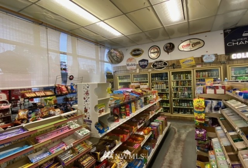 6732 Beverly Blvd, Everett, Washington 98203, ,Business Opportunity,For Sale,Beverly Blvd,NWM1866703