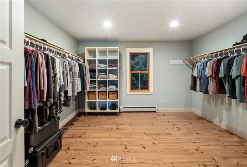 156 Moonlight Drive, San Juan Island, Washington 98250, 3 Bedrooms Bedrooms, ,1 BathroomBathrooms,Residential,For Sale,Moonlight Drive,NWM1866754